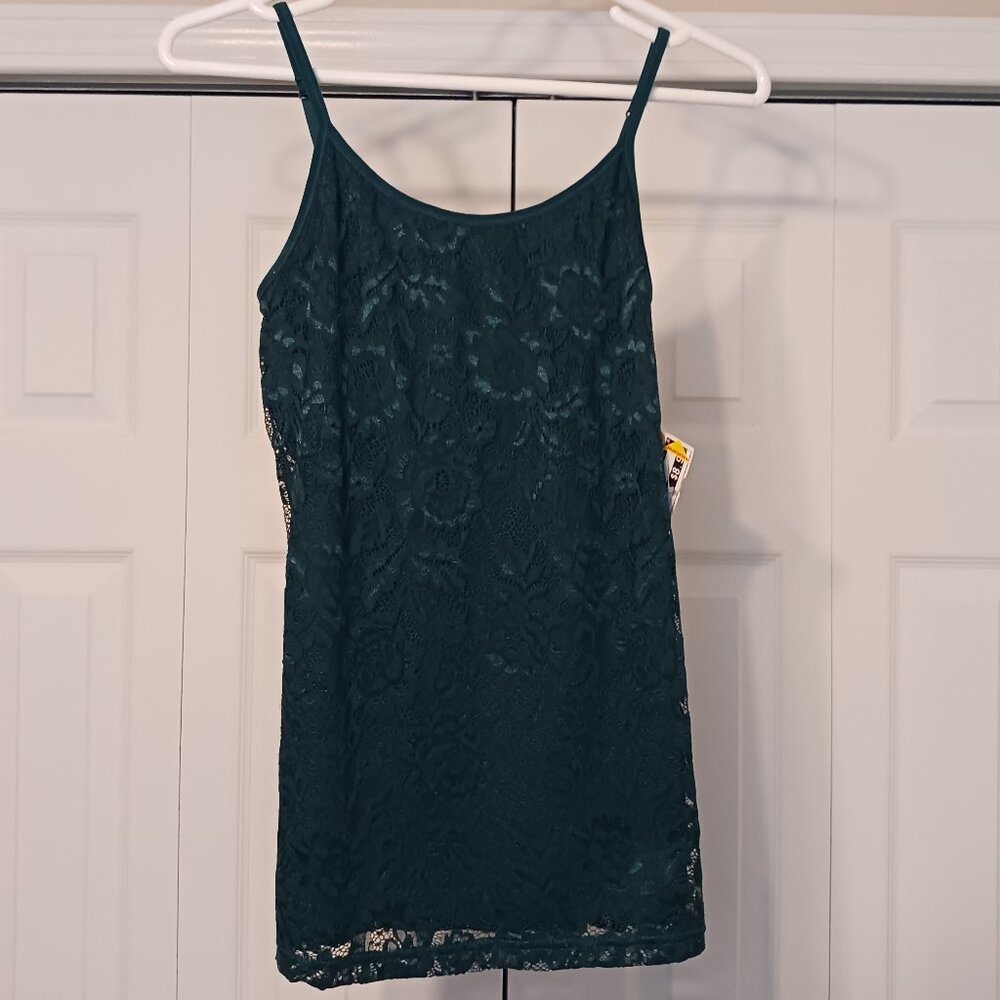 #5 3/$18 - Maurices Green Tank Top Size XS